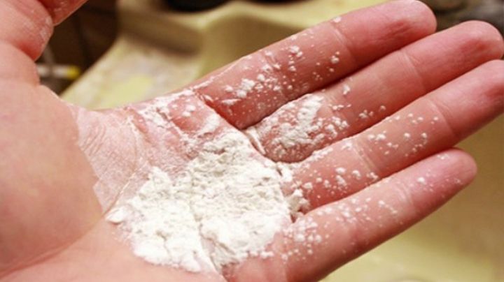 cornstarch based dusting powder