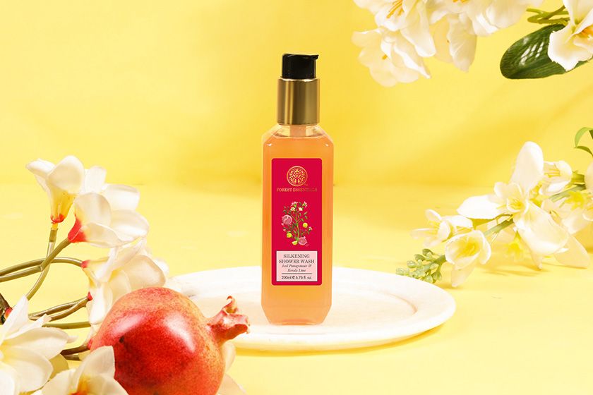 Forest Essentials Silkening Shower Wash Iced Pomegranate & Kerala Lime Forest Essentials Silkening Shower Wash Iced Pomegranate & Kerala Lime