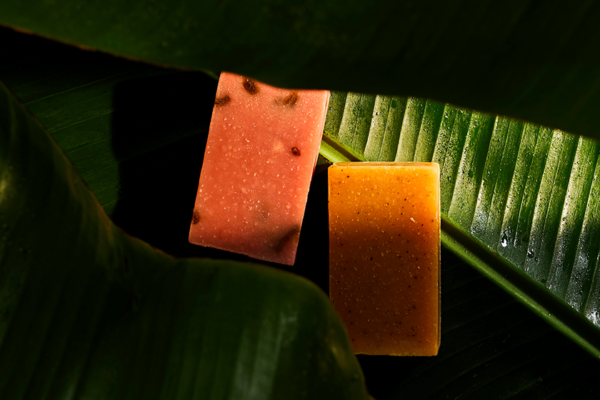 Shower Gel vs Bar Soaps vs Body Wash – Which Is Better?