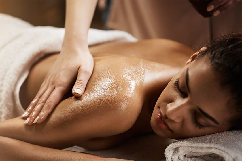 9. Abhyanaga Massage