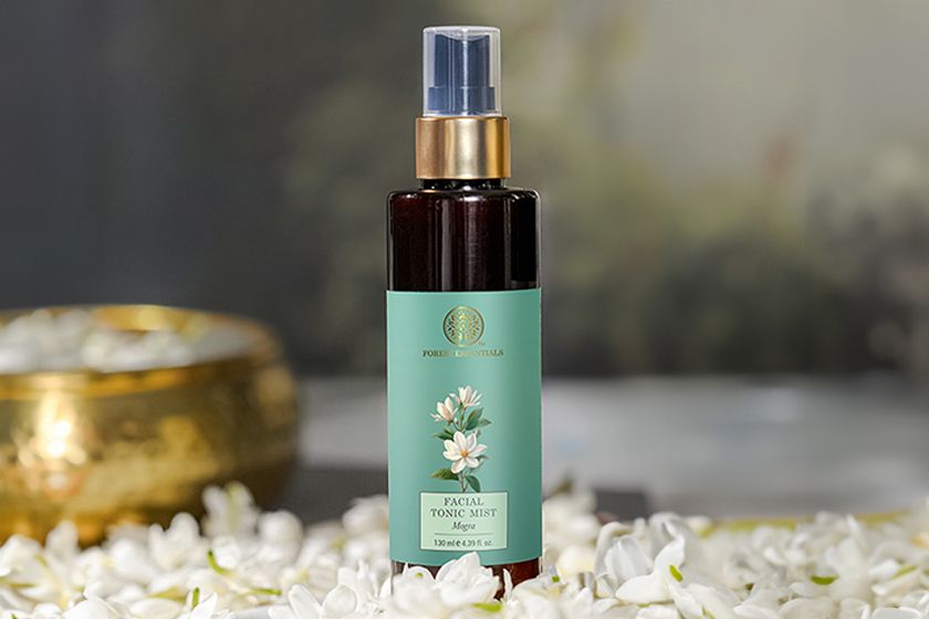 Natural Wedding Makeup Ideas for Every Bride's Style 3 Forest Essentials Face Toner Mogra