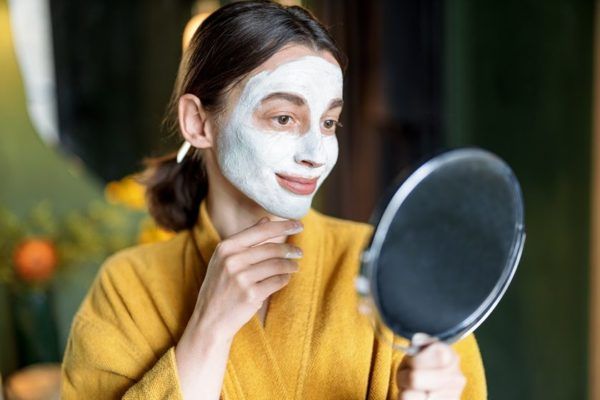 DIY Face Masks for Acne: Recipes and Benefits