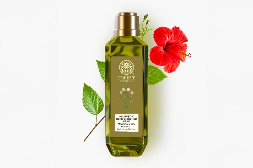 How to Avoid Dry and Itchy Scalp during Winter Season 3 Head Massage oil 840x560 px 1