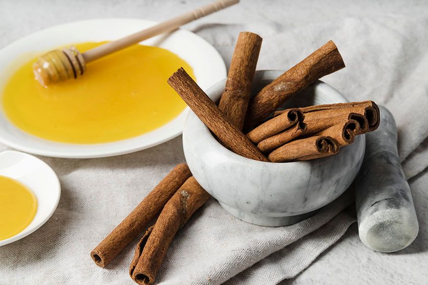 Blemishes On Face: Types, Causes & Home Remedies 3 2 840x560 px 2