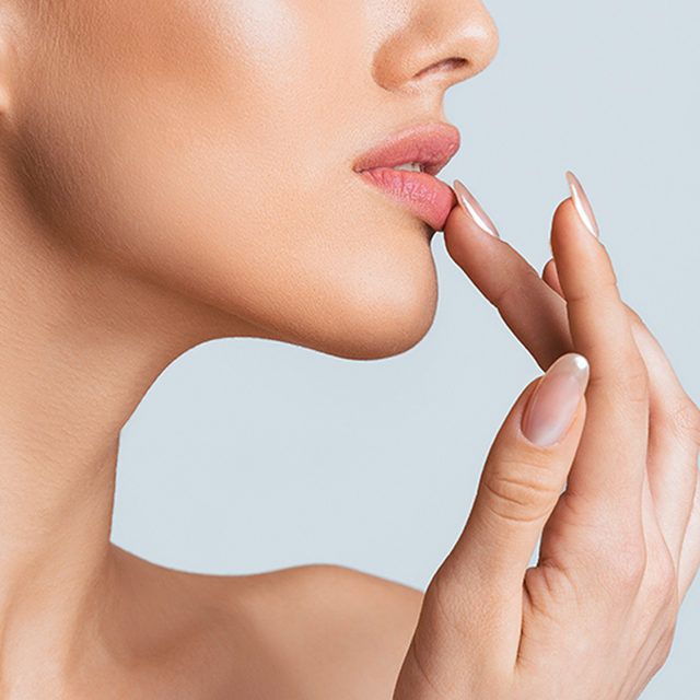 5 Simple Home Remedies to Get Pink Lips Naturally