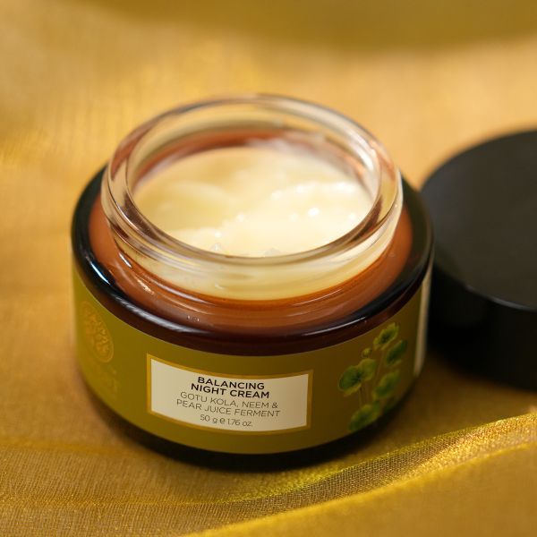 Balancing Night Cream with Gotu Kola, Neem & Pear Juice Ferment