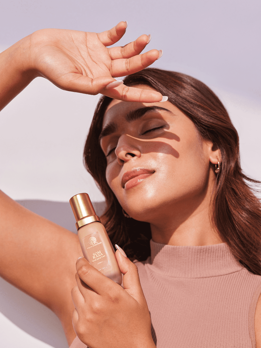 Genhu Som Rasa Silk Skin Tint Natural Makeup Forest Essentials